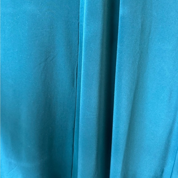 Elegant Teal Ruched Dress - Picture 9 of 10